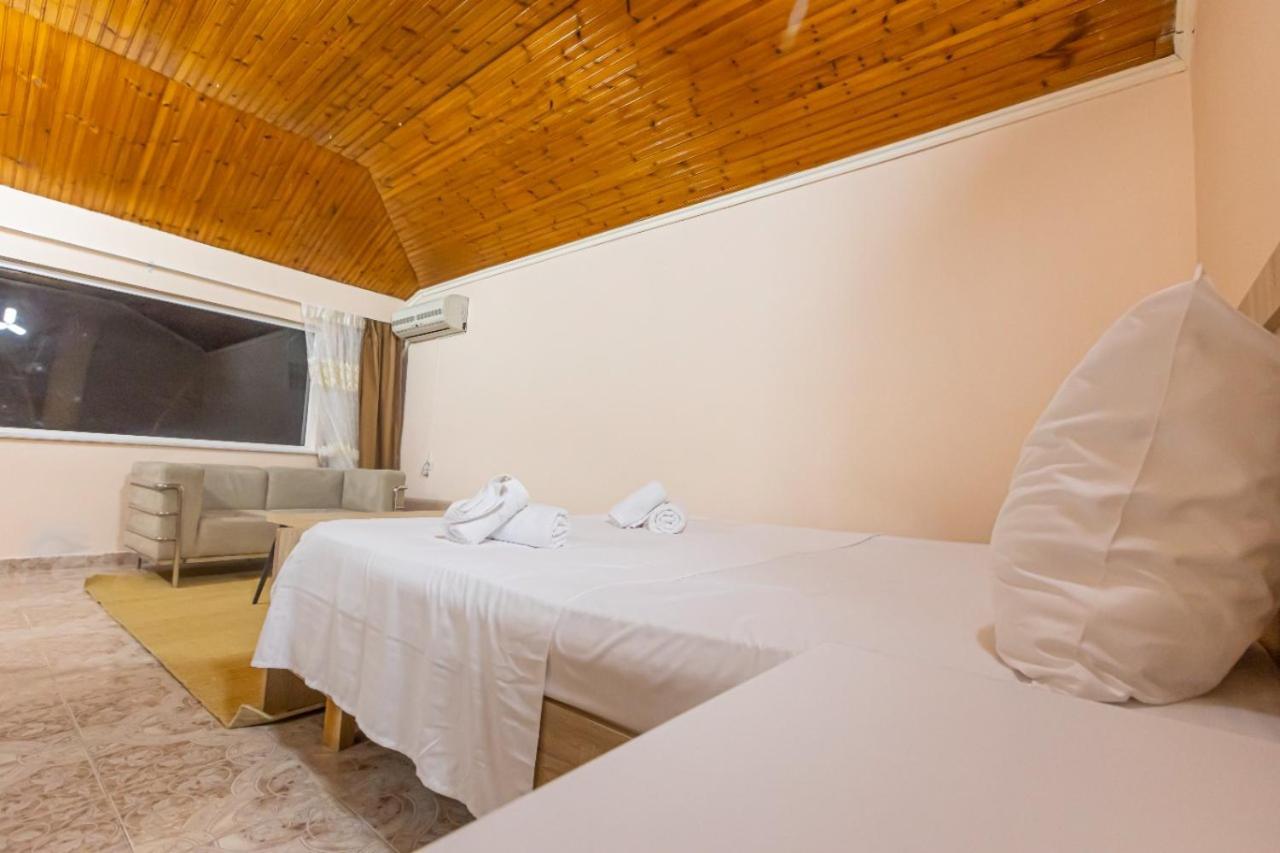 טיראנה Relax Hostel מראה חיצוני תמונה