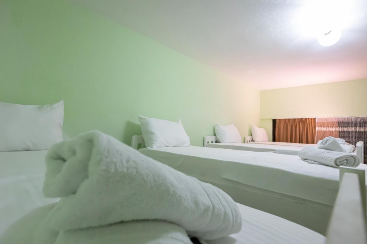 טיראנה Relax Hostel מראה חיצוני תמונה